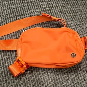 PERFECT CONDITION Lululemon Orange Frappe Everywhere Belt Bag